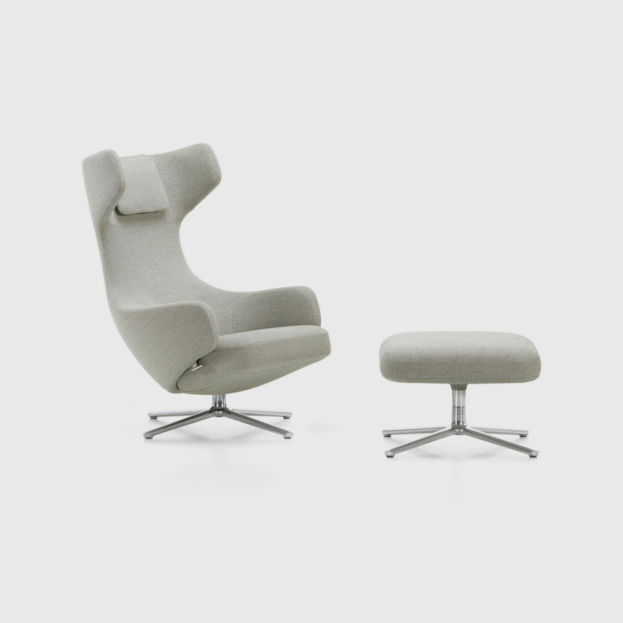 Grand Repos Wing Chair, Cement Fabric